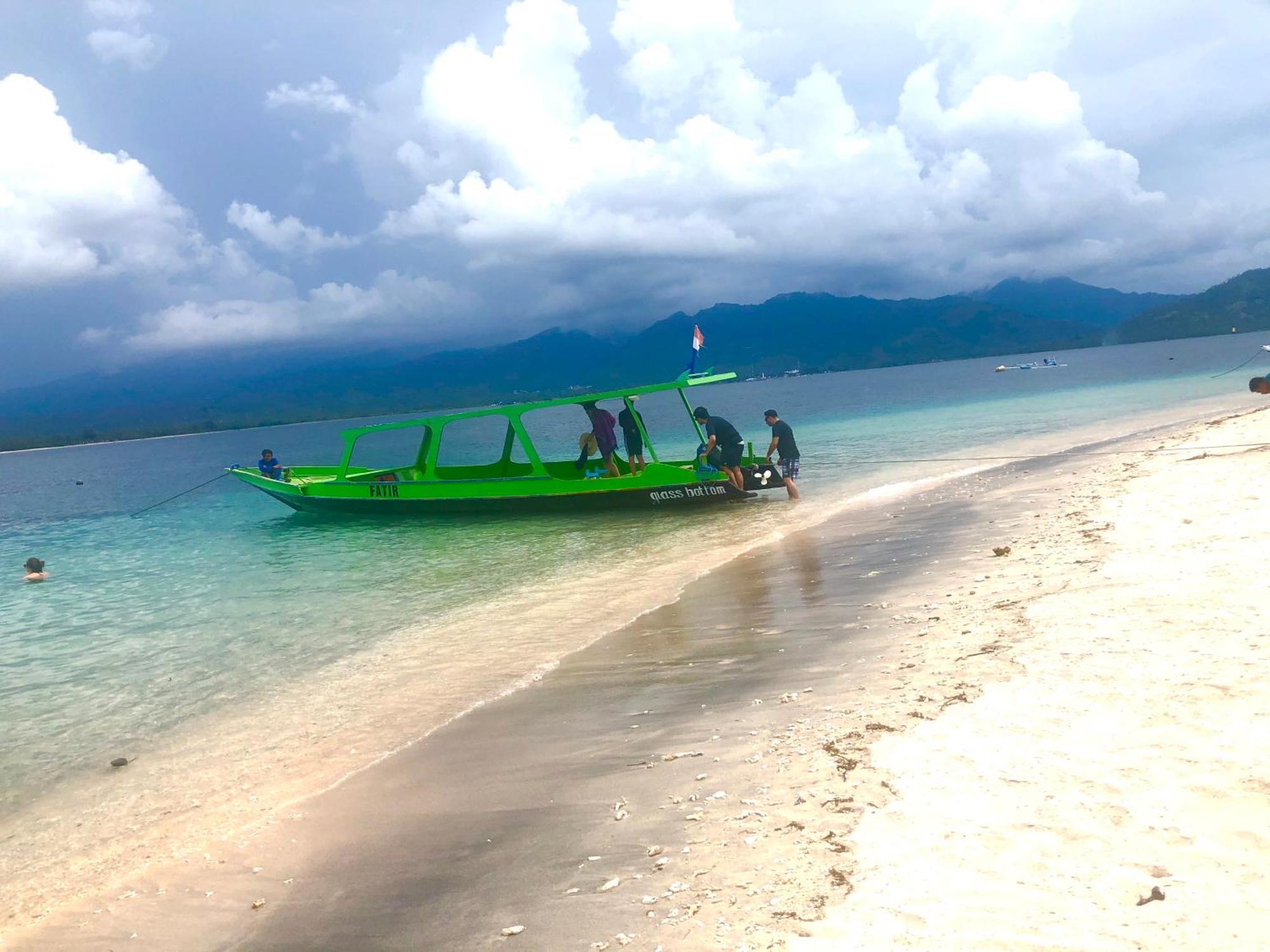 Villa Luna Sunset Beach Gili Trawangan Exterior foto
